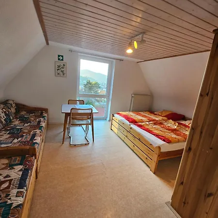 Estalagem Naturfreundehaus Annweiler am Trifels