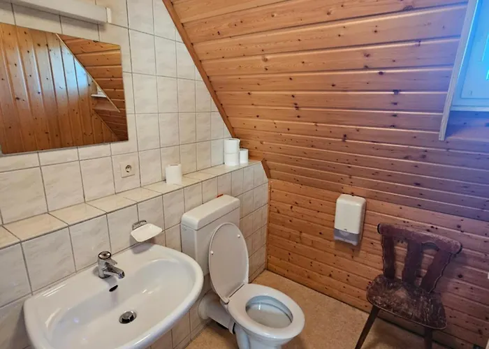 Naturfreundehaus * آنفايلار آم تريفلز